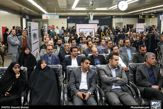 افتتاح پروژه بهسازی و بازپیرایی میدان راه آهن مشهد عکس : حسین شریعت / شهرآرا