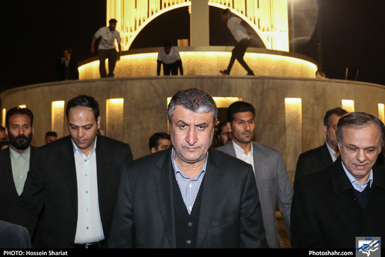 افتتاح پروژه بهسازی و بازپیرایی میدان راه آهن مشهد عکس : حسین شریعت / شهرآرا