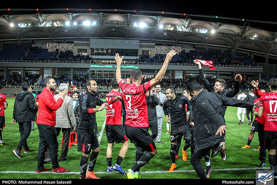  لیگ برتر فوتبال / پدیده شهرخودرو مشهد و استقلال - عکس : محمد حسن صلواتی / شهرآرا