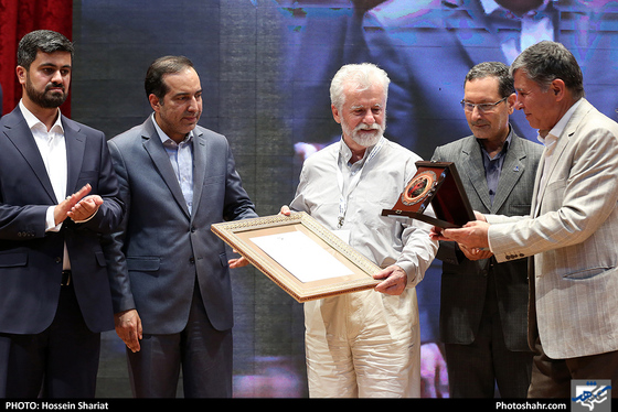 اعطای نشان فردوسی-عکاس: حسین شریعت/ شهرآرا