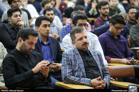 کرسی آزاد اندیشی اتاق جدید مذاکره- عکاس: احمد حسنی/ شهرآرا