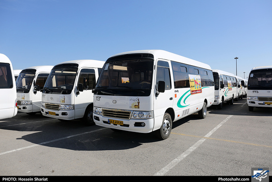 آیین بهره‌برداری از 100 دستگاه مینی‌بوس جهت توسعه ناوگان حمل و نقل عمومی-عکاس: حسین شریعت/ شهرآرا