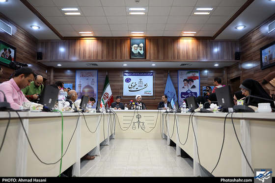 نشست خبری رئیس کل دادگستری خراسان رضوی - عکس: احمد حسنی / شهرآرا