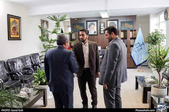 بازدید مسئولان رونامه شهرآرا از دادسرای ناحیه هفت-عکاس: سعید گلی/ شهرآرا