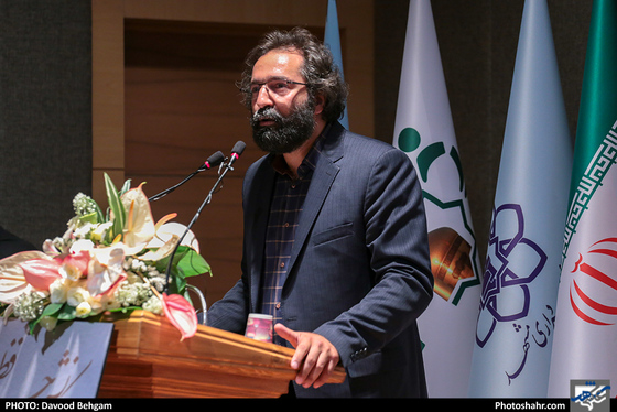 افتتاح نمایشگاه «کرنش به حافظ» آثار نقاش آلمانی«گونتر اوکر»