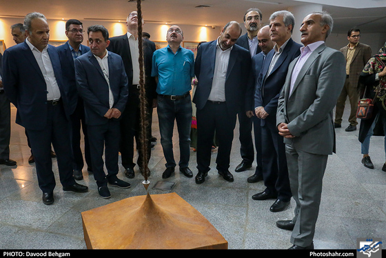 افتتاح نمایشگاه «کرنش به حافظ» آثار نقاش آلمانی«گونتر اوکر»