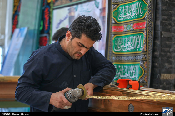 کارگاه ساخت درب‌های حرمین مطهر امام جواد(ع) و امام کاظم(ع)