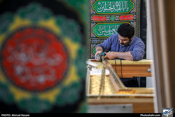 کارگاه ساخت درب‌های حرمین مطهر امام جواد(ع) و امام کاظم(ع)