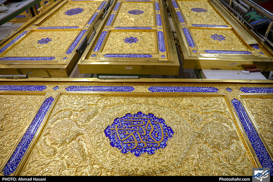 کارگاه ساخت درب‌های حرمین مطهر امام جواد(ع) و امام کاظم(ع)