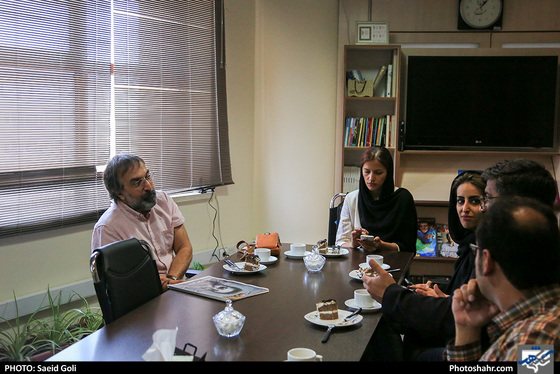 بازدید حمید متبسم آهنگساز مشهدی از تحریریه شهرآرا