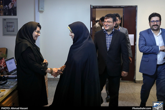 بازدید جمعی از اعضای شورای شهر از روزنامه شهرآرا / عکس: احمد حسنی / شهرآرا