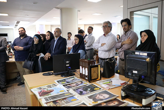 بازدید جمعی از اعضای شورای شهر از روزنامه شهرآرا / عکس: احمد حسنی / شهرآرا