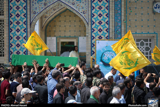 تشییع پیکر شهید مدافع حرم سید ناظرحسین موسوی / عکس: احمد حسنی / شهرآرا