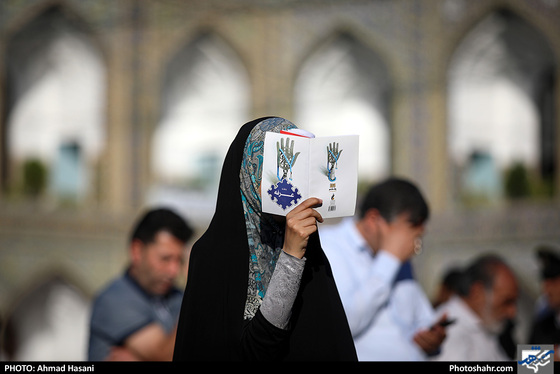 مراسم پرفیض دعای عرفه در حرم مطهر رضوی / عکس: احمد حسنی / شهرآرا