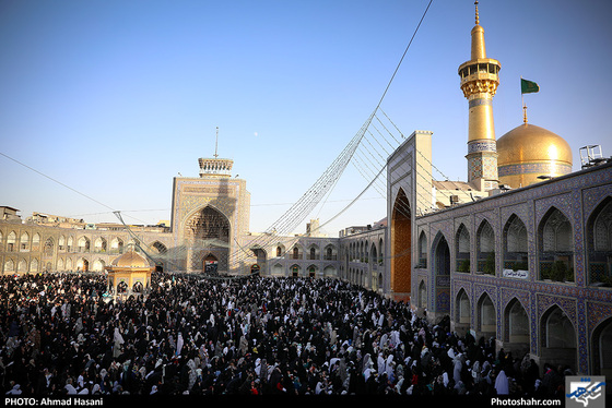 مراسم پرفیض دعای عرفه در حرم مطهر رضوی / عکس: احمد حسنی / شهرآرا
