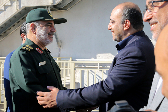 افتتاح مجموعه آبی چندمنظوره گلشن و بهره برداری از 12 بوستان در سطح شهر