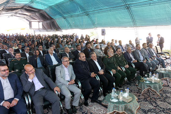 افتتاح مجموعه آبی چندمنظوره گلشن و بهره برداری از 12 بوستان در سطح شهر