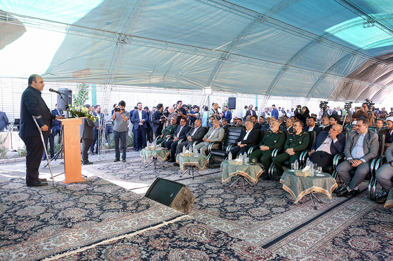 افتتاح مجموعه آبی چندمنظوره گلشن و بهره برداری از 12 بوستان در سطح شهر