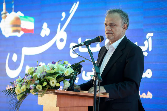 افتتاح مجموعه آبی چندمنظوره گلشن و بهره برداری از 12 بوستان در سطح شهر