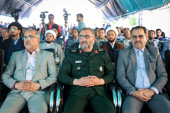 افتتاح مجموعه آبی چندمنظوره گلشن و بهره برداری از 12 بوستان در سطح شهر