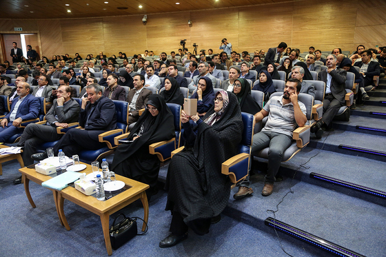 نشست هم اندیشی اصحاب رسانه با استاندار خراسان رضوی