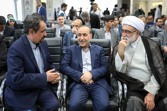 مراسم رونمایی از محصولات جدید شرکت داروسازی ثامن