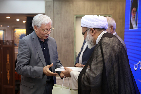 مراسم رونمایی از محصولات جدید شرکت داروسازی ثامن