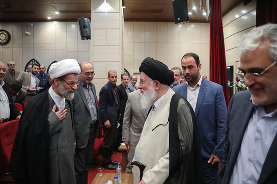 افتتاحیه دومین اجلاس سراسری مسئولان کانون های بسیج دانشگاه آزاد اسلامی