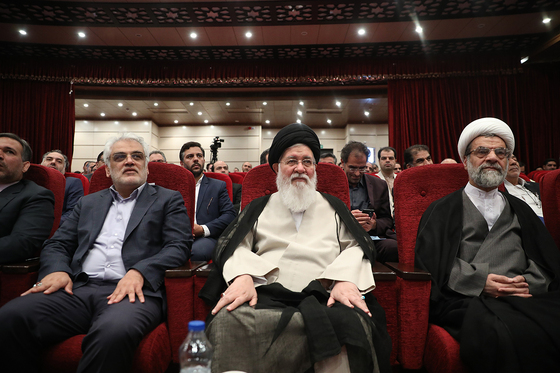 افتتاحیه دومین اجلاس سراسری مسئولان کانون های بسیج دانشگاه آزاد اسلامی