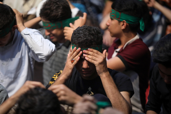 وداع با پیکر دو شهید گمنام در جمع نوجوانان نخبه سراسر کشور
