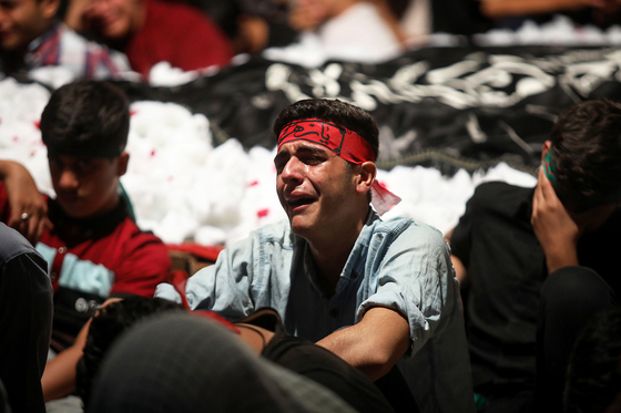 وداع با پیکر دو شهید گمنام در جمع نوجوانان نخبه سراسر کشور