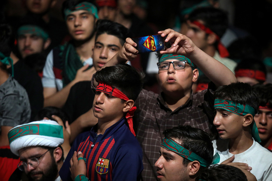 وداع با پیکر دو شهید گمنام در جمع نوجوانان نخبه سراسر کشور