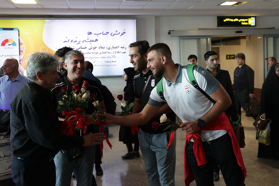استقبال از تیم ملی فوتبال امید در فرودگاه شهید هاشمی نژاد مشهد