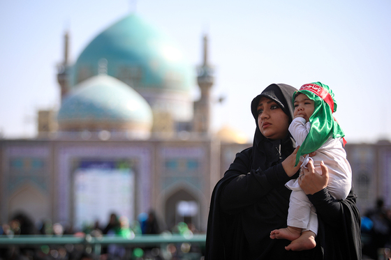 اجتماع عظیم شیرخوارگان حسینی در حرم مطهر امام رضا (ع)