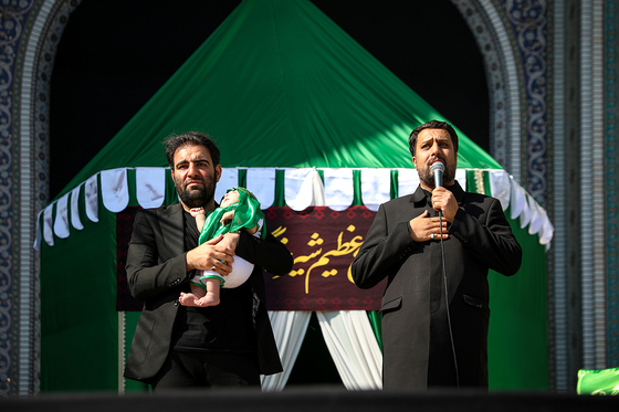 اجتماع عظیم شیرخوارگان حسینی در حرم مطهر امام رضا (ع)