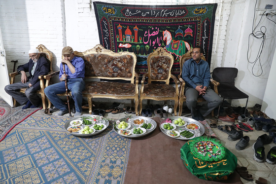  آیین سنتی شب هشت محرم در شهرک عرب ها