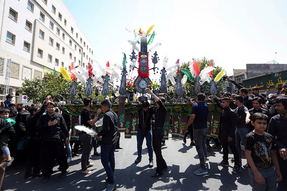 عزاداری روز تاسوعا در مشهد مقدس