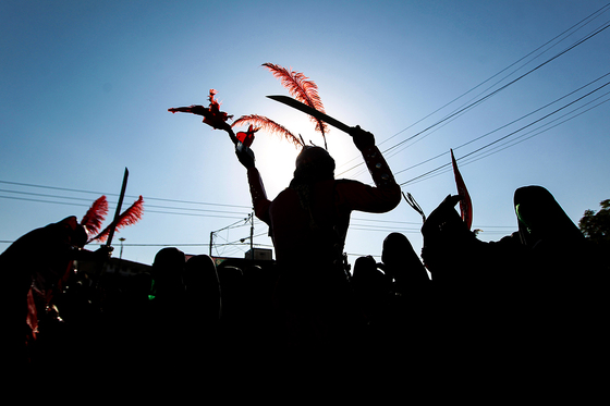 مراسم خیمه سوزان در شهرک شهید بهشتی