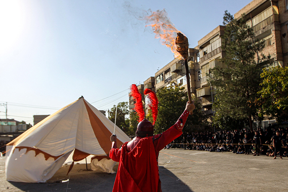 مراسم خیمه سوزان در شهرک شهید بهشتی
