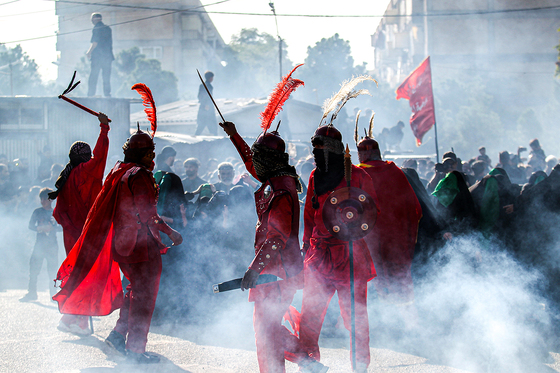 مراسم خیمه سوزان در شهرک شهید بهشتی