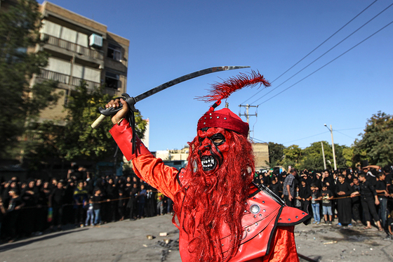 مراسم خیمه سوزان در شهرک شهید بهشتی