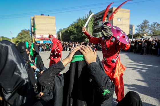 مراسم خیمه سوزان در شهرک شهید بهشتی