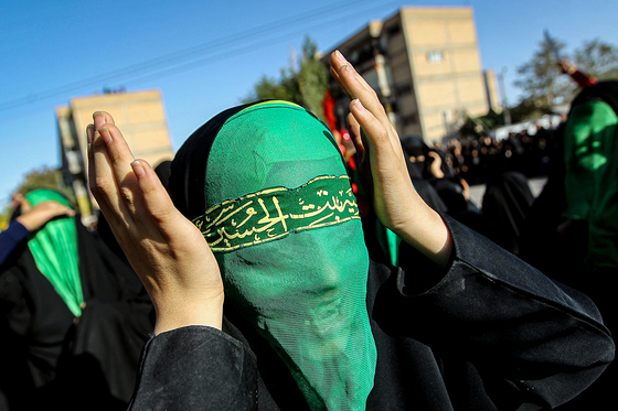 مراسم خیمه سوزان در شهرک شهید بهشتی