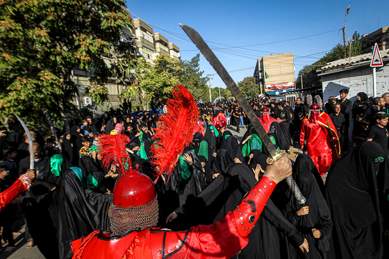 مراسم خیمه سوزان در شهرک شهید بهشتی