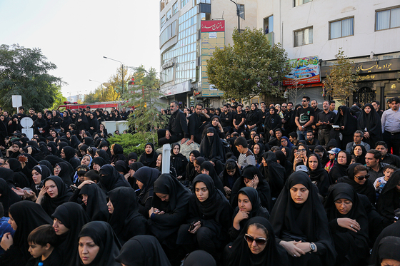 خیمه سوزان عصر عاشورا | میدان احمدآباد
