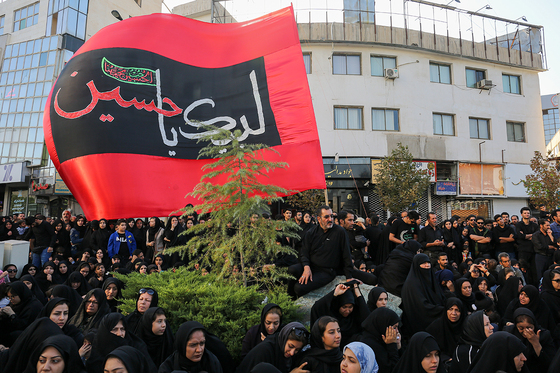 خیمه سوزان عصر عاشورا | میدان احمدآباد