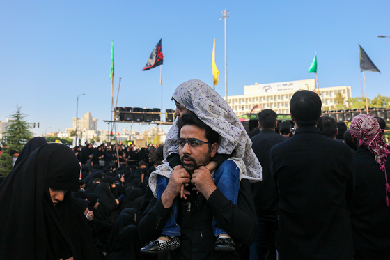 خیمه سوزان عصر عاشورا | میدان احمدآباد