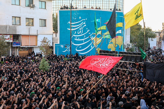 خیمه سوزان عصر عاشورا | میدان احمدآباد