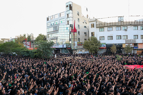 خیمه سوزان عصر عاشورا | میدان احمدآباد