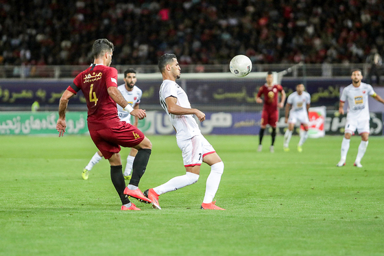 لیگ برتر فوتبال/مسابقه شهرخودرو مشهد و پرسپولیس